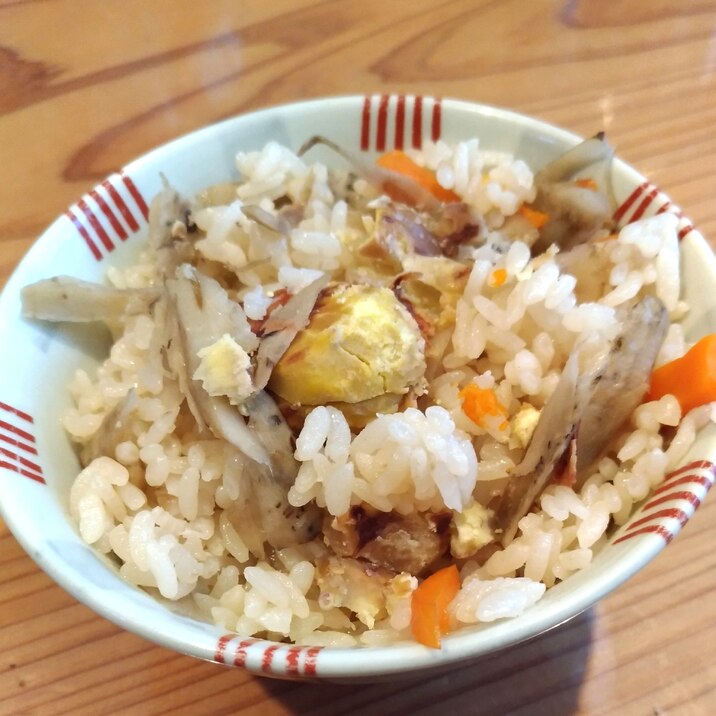 栗とごぼうの炊き込み御飯